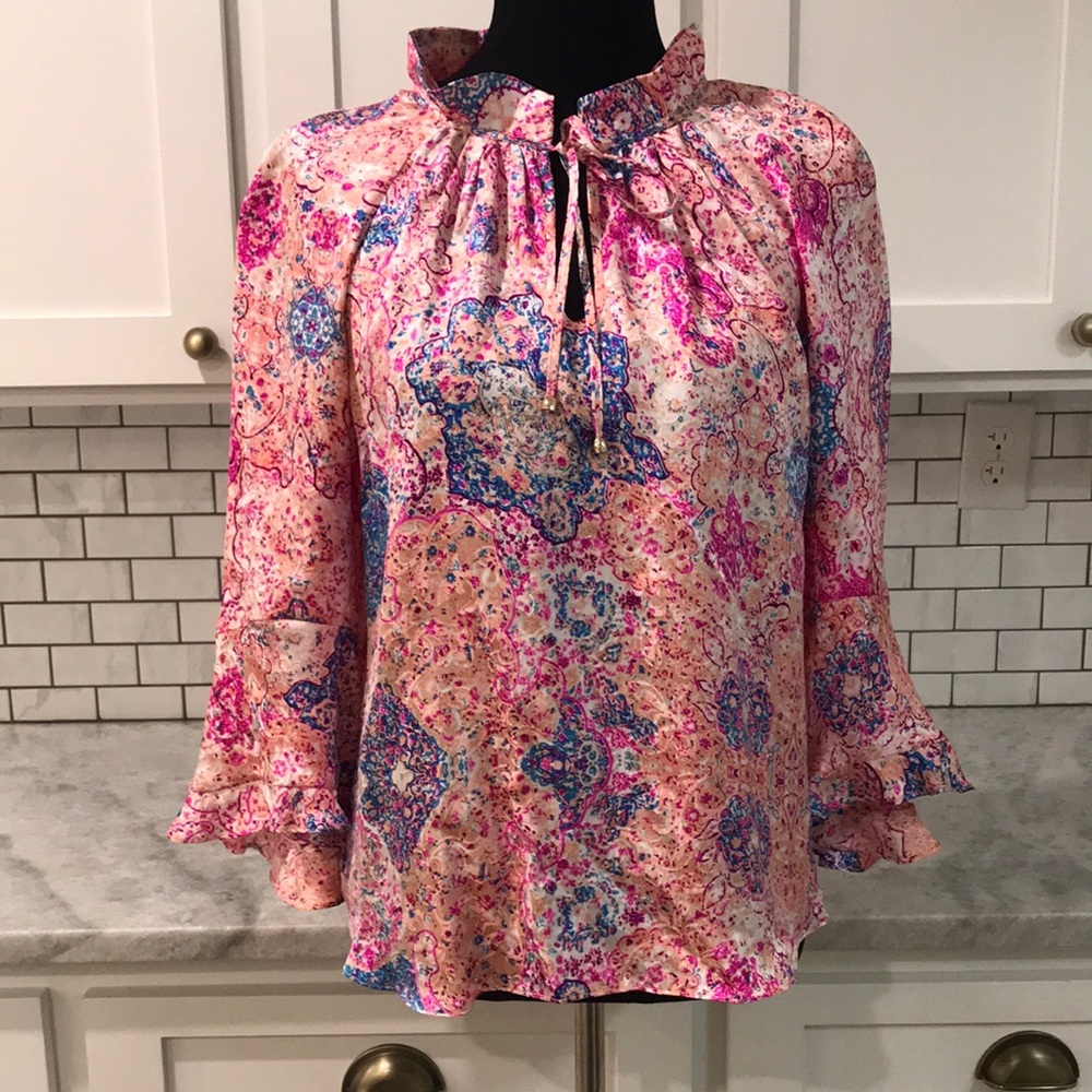 New‎ Alice & Trixie Top Womens Small Pink Silk Bohemian Floral Bohemian Luxury